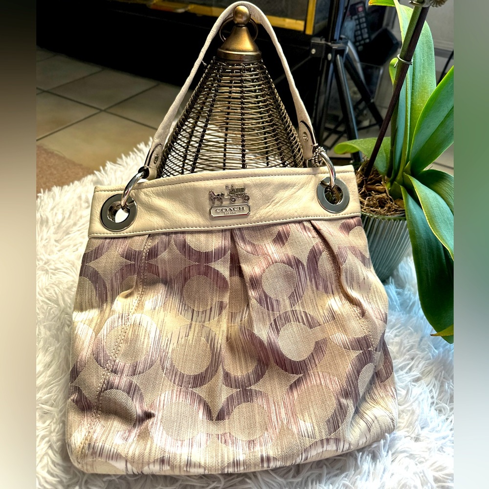 Coach Shoulder Bag